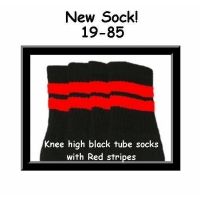 19" SKATERSOCKS black style 19-085 with red stripes