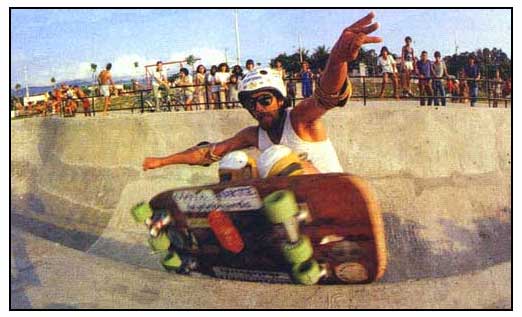 Cesinha Chaves, 1979 at Campo Grande. Now he's 51 and still grinds concrete! Cesinha Chaves, 1979 at Campo Grande. Now he's 51 and still grinds concrete!