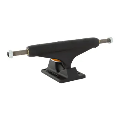 Independent Truck Stage11 Standard 144 Blackout 8,25"