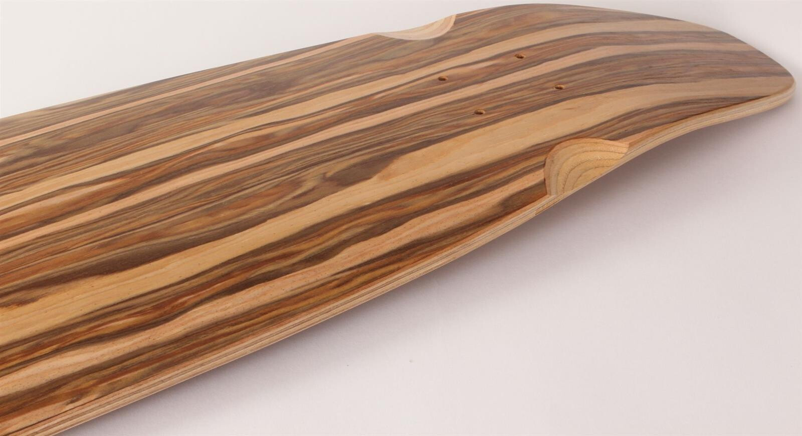 SkaReCo Deck Shape402 Kicktail C05 40"x9,75" WB26,75" Smoked Wood