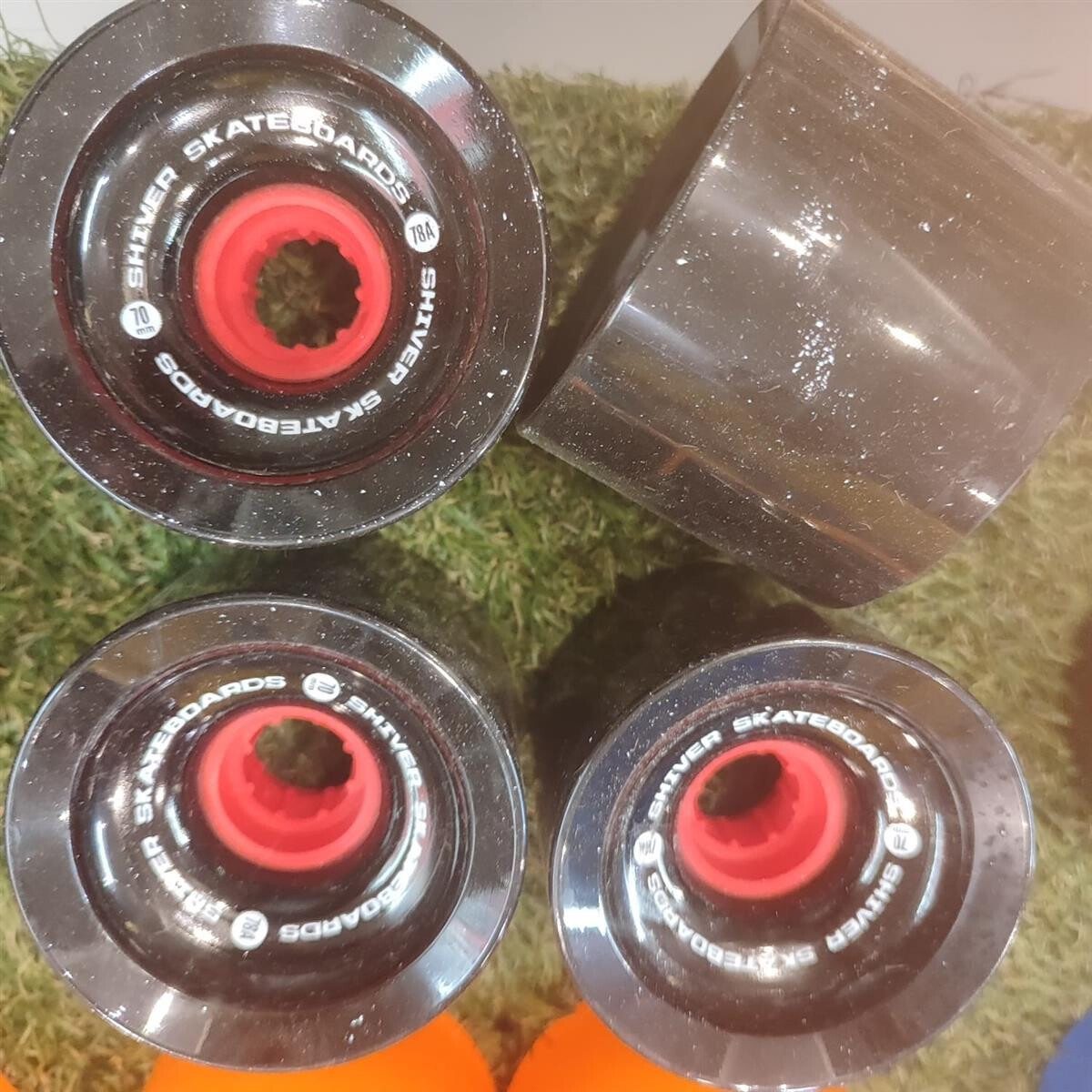 Shiver Longboard Wheels 70mm/78a Schwarz/Rot