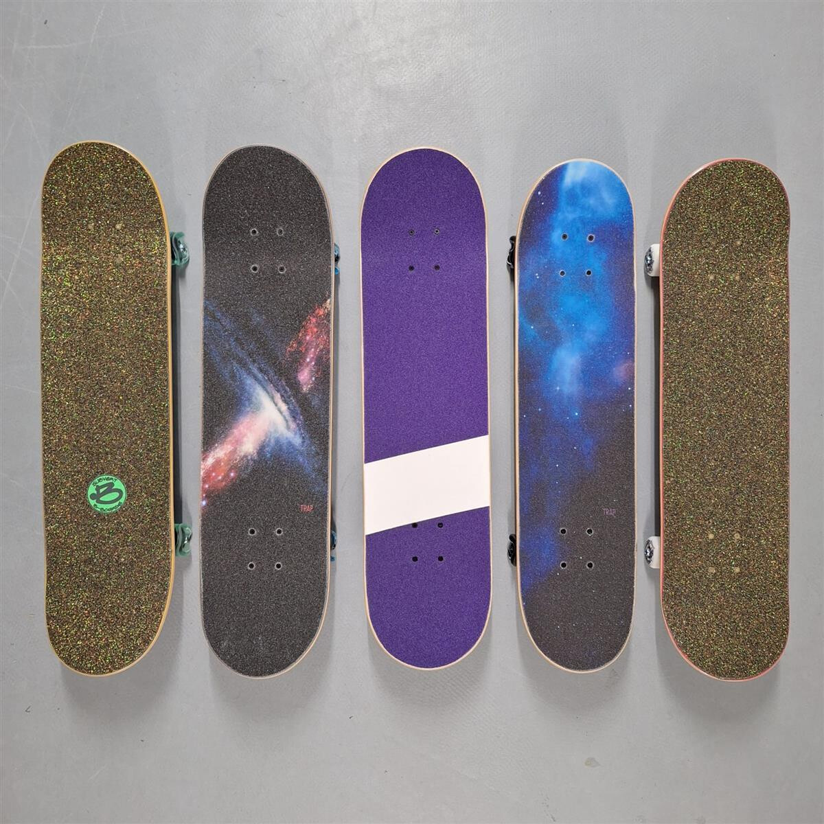 Subvert Griptape Sheet 9" x 33" custom lila/weiss