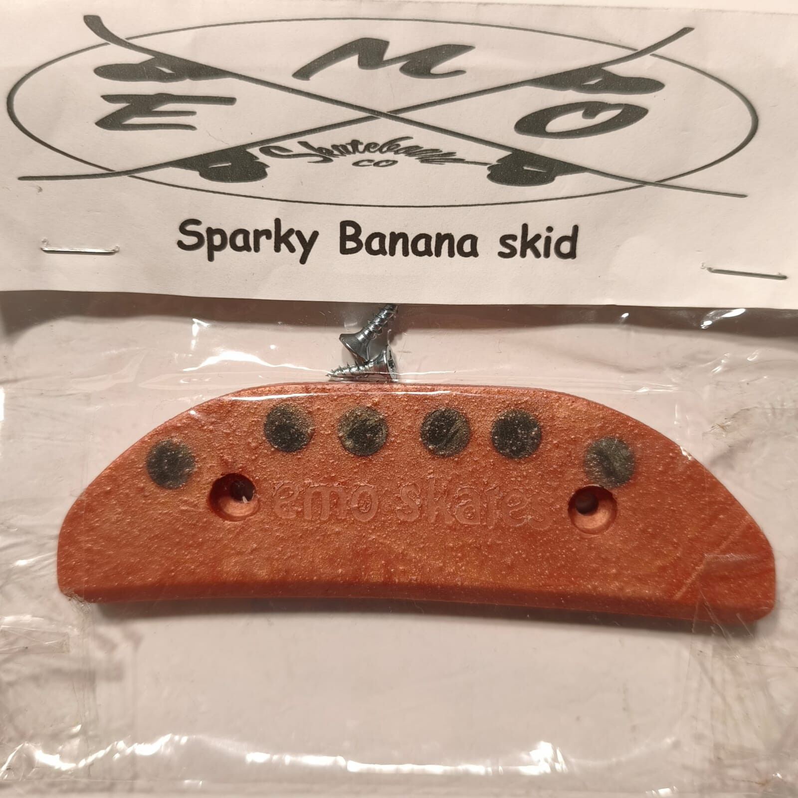Emo Bone Sparky Banana skid Braun