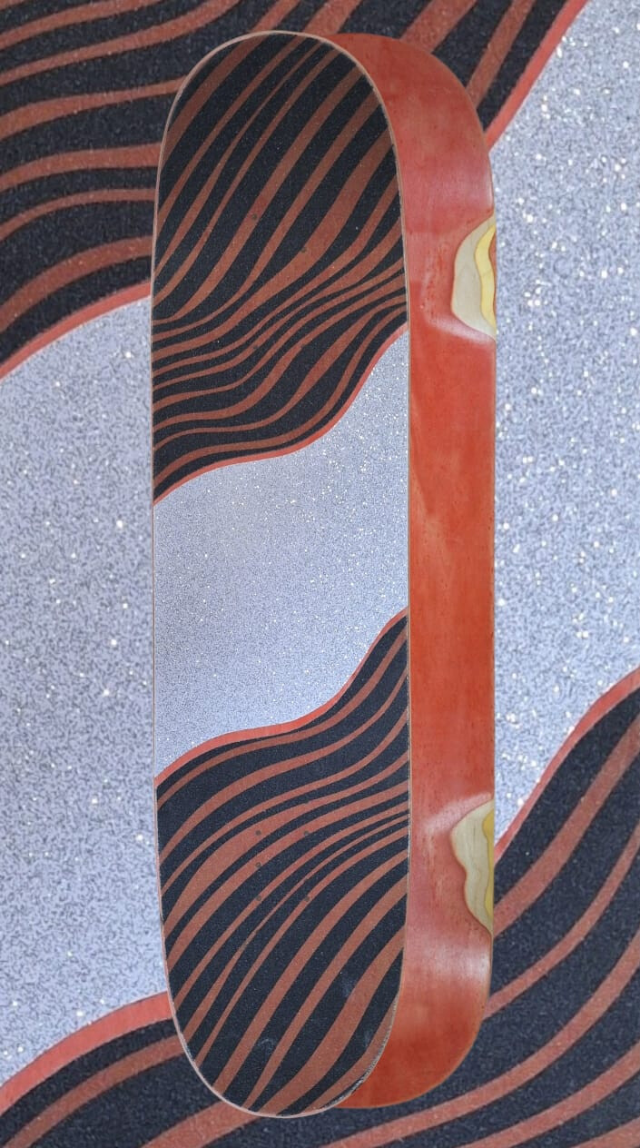 SkaReCo Deck Hybrid Pop 9,0” * 34,5”, WB 14,5 -18,5” Custom Griptape Art