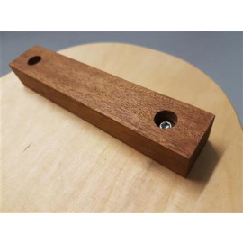 hardwood 3cm + felt 5mm (both sides usable, replaceable)